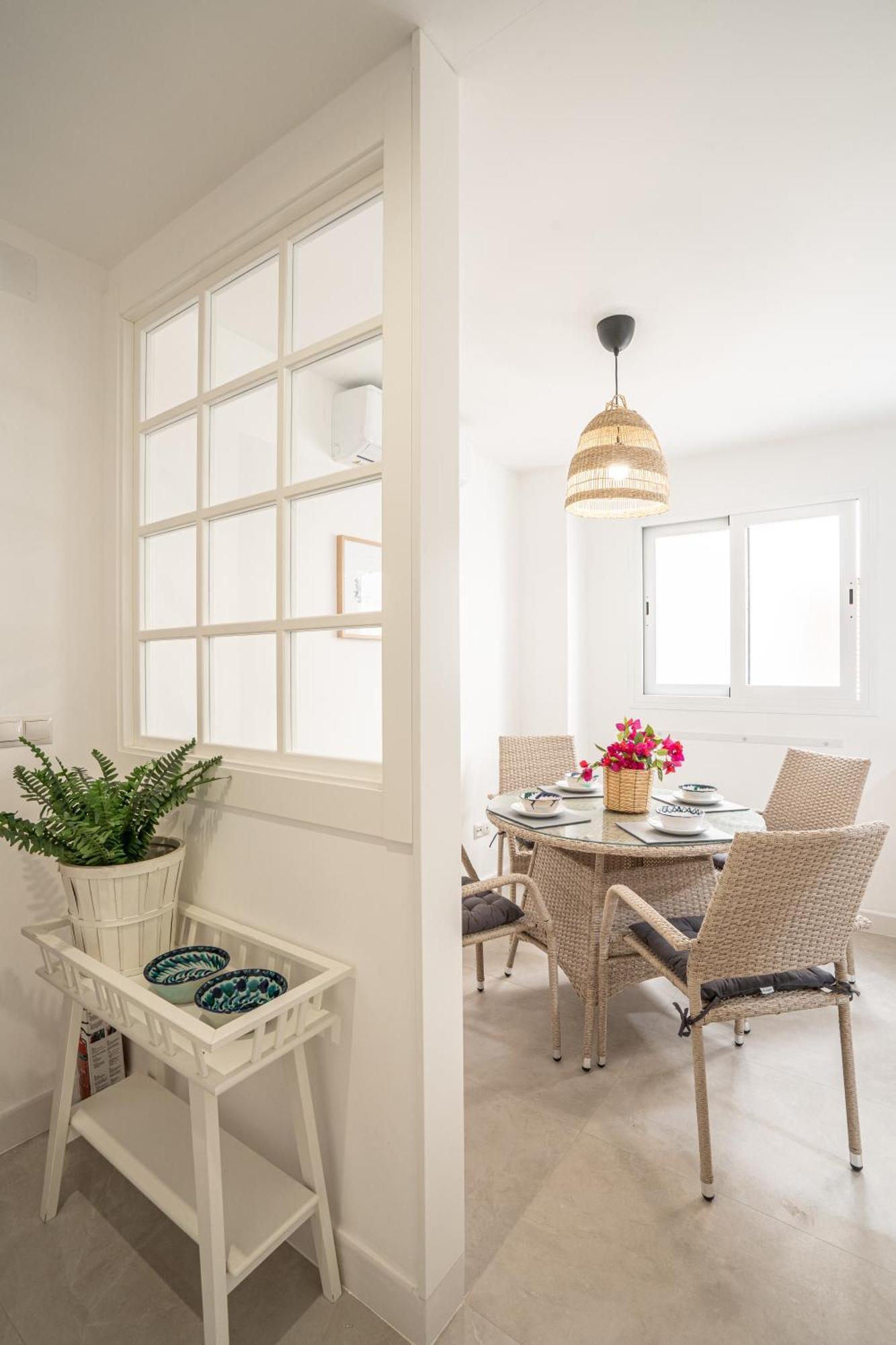 Apartment Center Soho Deluxe Малага Экстерьер фото
